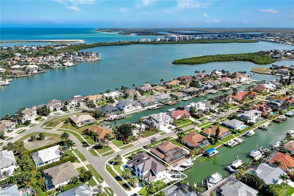 MARCO BEACH - Residential