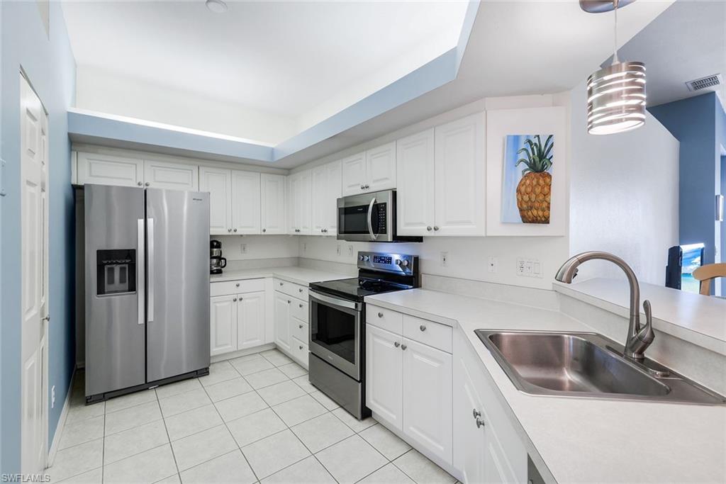 LIGHTHOUSE BAY - Residential
