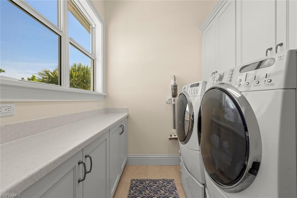 LAKE MUREX - Residential