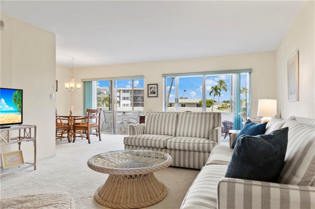 HARBORSIDE WEST - Residential