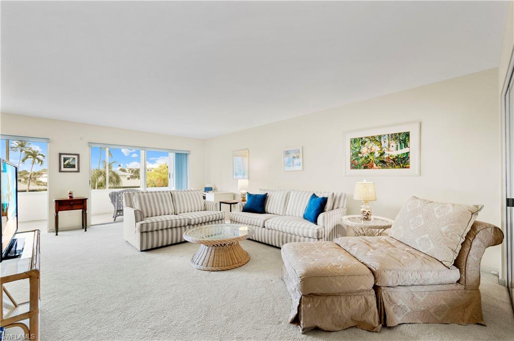 HARBORSIDE WEST - Residential