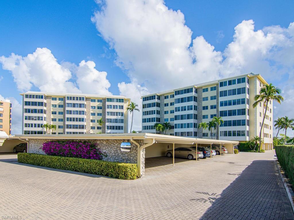 HARBORSIDE WEST - Residential