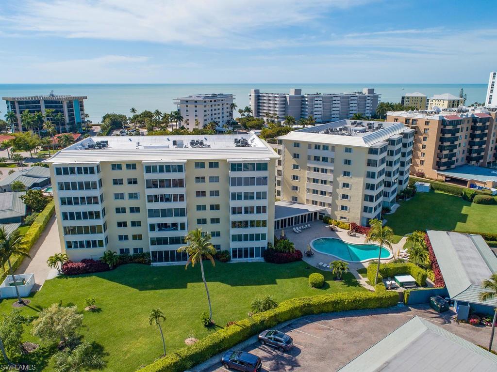 HARBORSIDE WEST - Residential