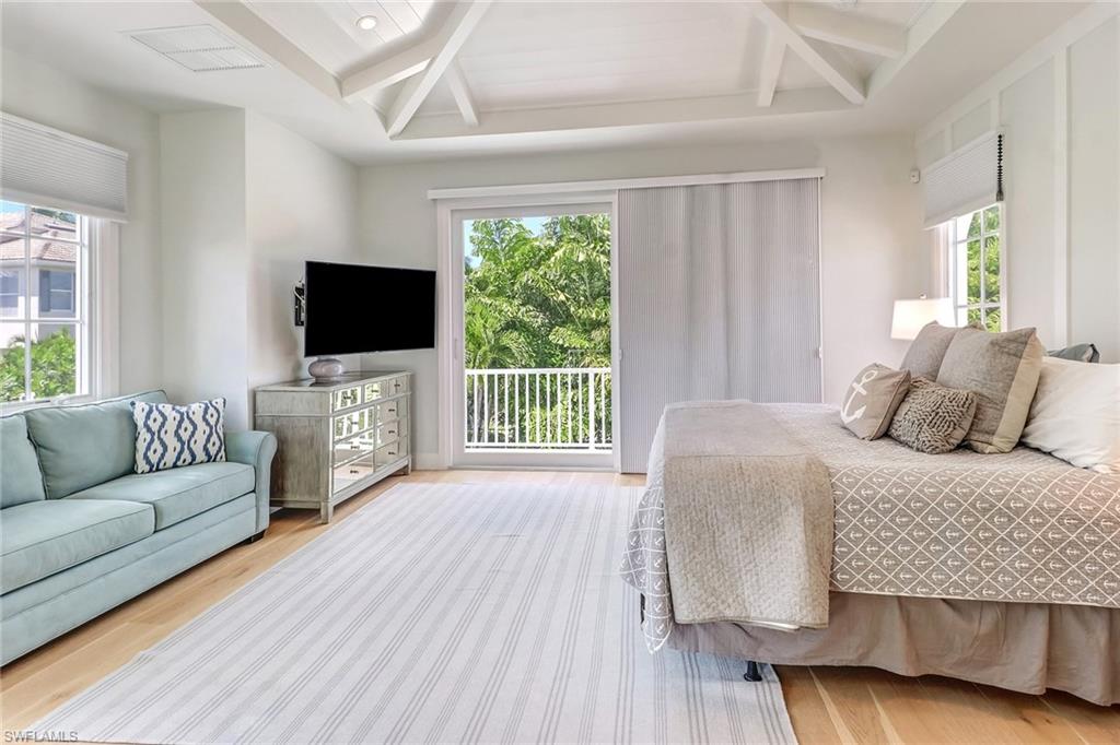 OLDE NAPLES - Residential