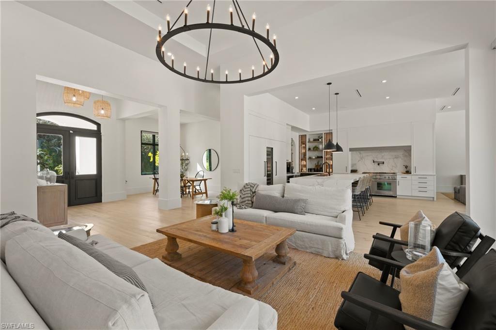 QUAIL WEST - Residential