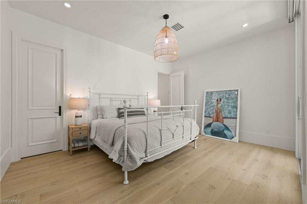 QUAIL WEST - Residential