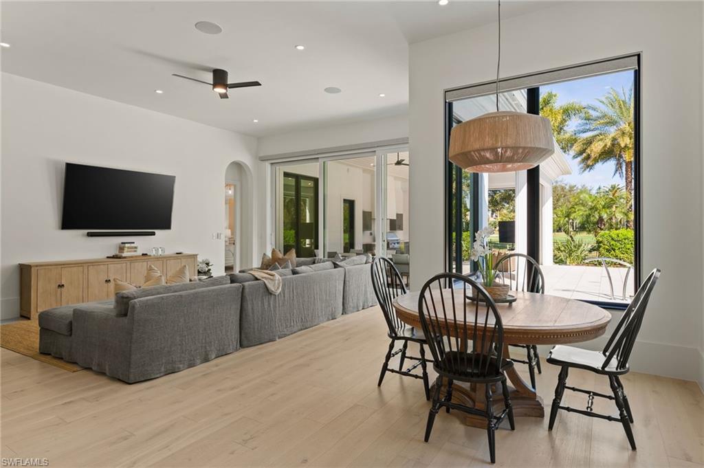 QUAIL WEST - Residential