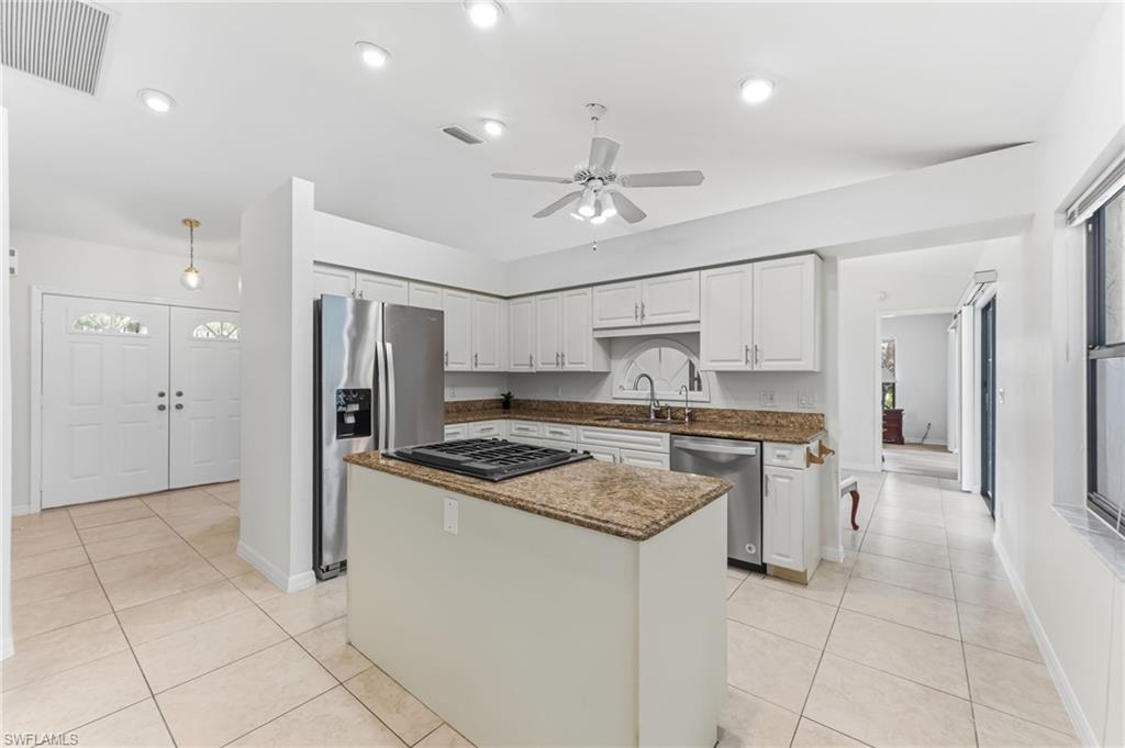 GOLDEN GATE ESTATES - Residential