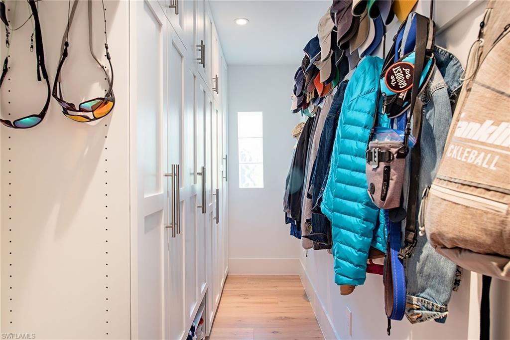 MOORINGS - Residential