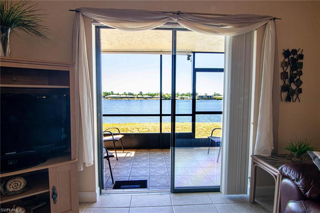 LAKESIDE - Residential