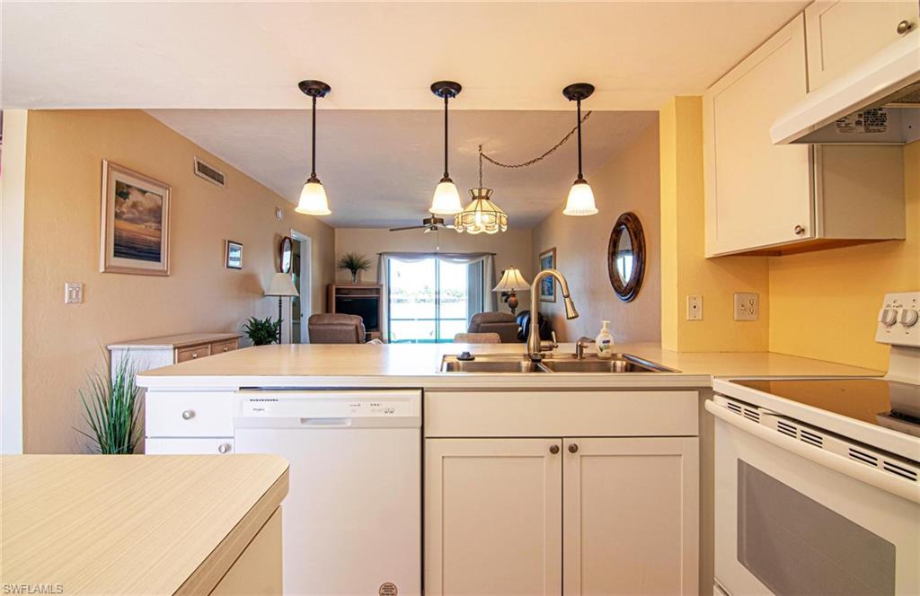 LAKESIDE - Residential