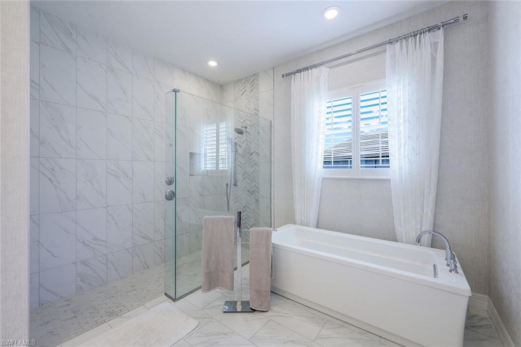 ISLES OF COLLIER PRESERVE - Residential