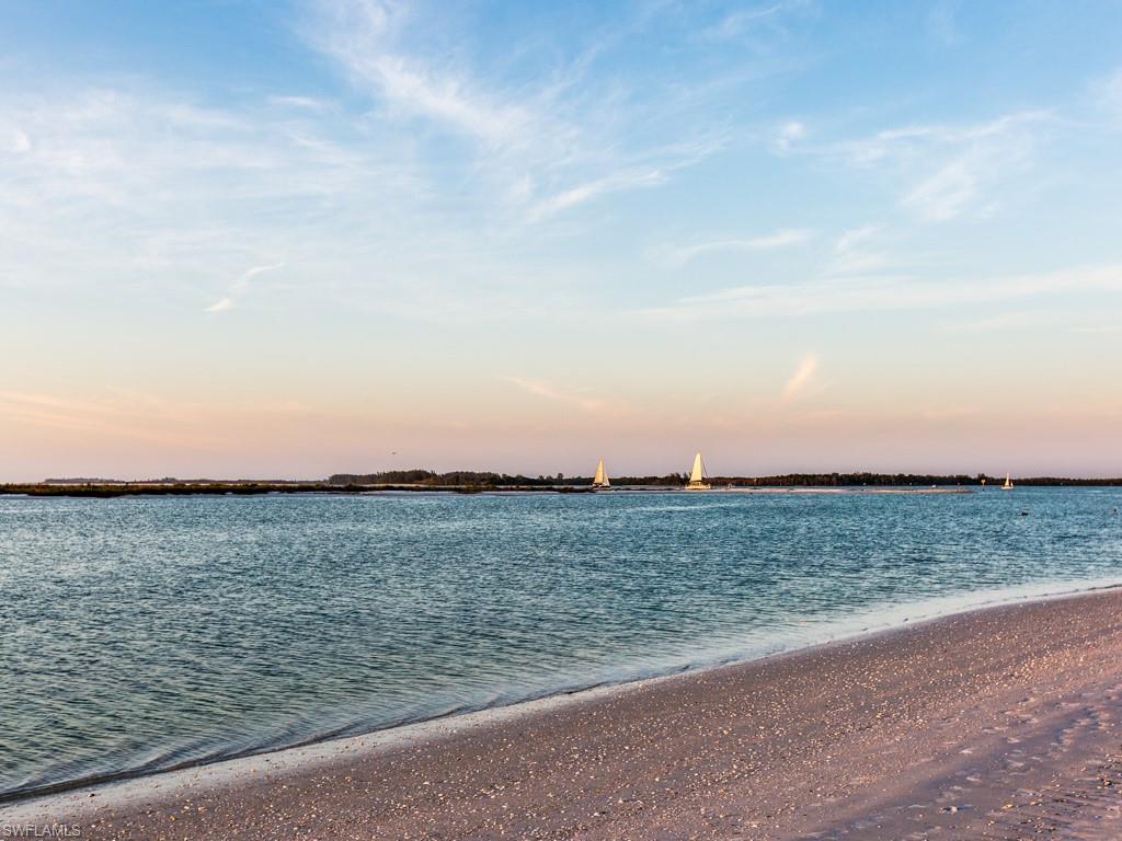 HIDEAWAY BEACH - Land