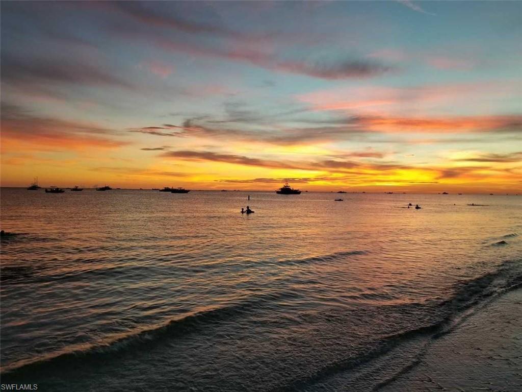 HIDEAWAY BEACH - Land