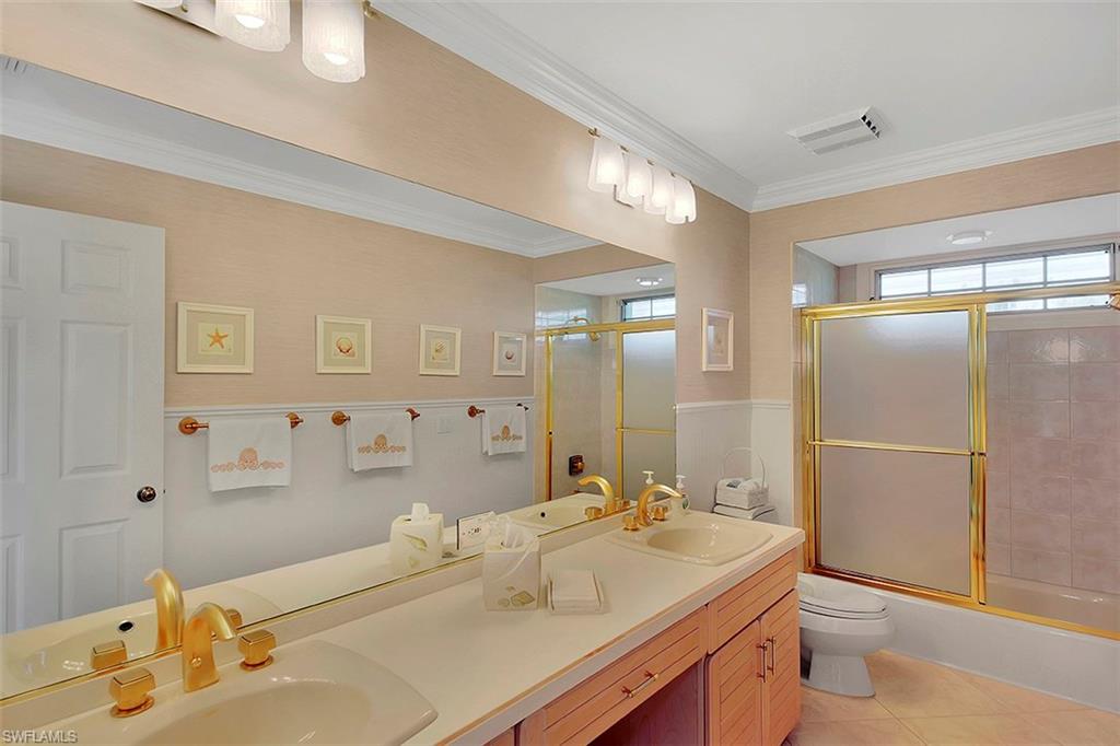 MOORINGS - Residential