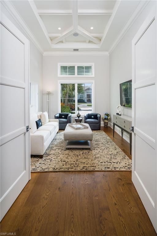 MOORINGS - Residential