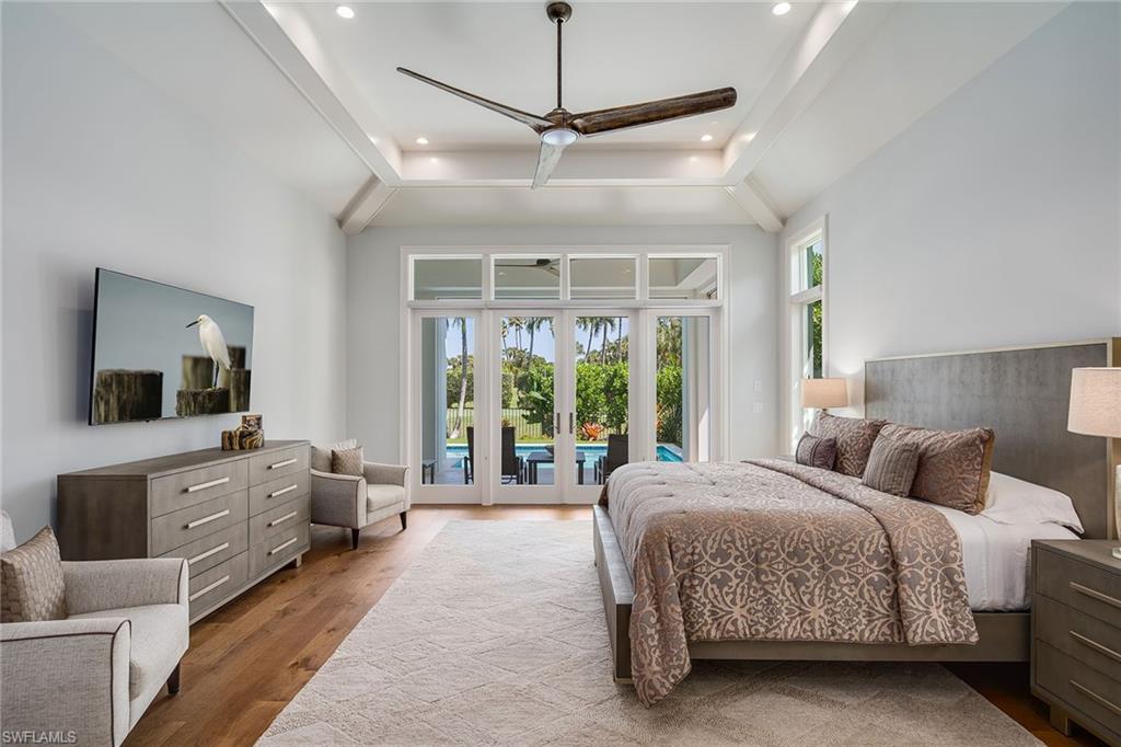 MOORINGS - Residential