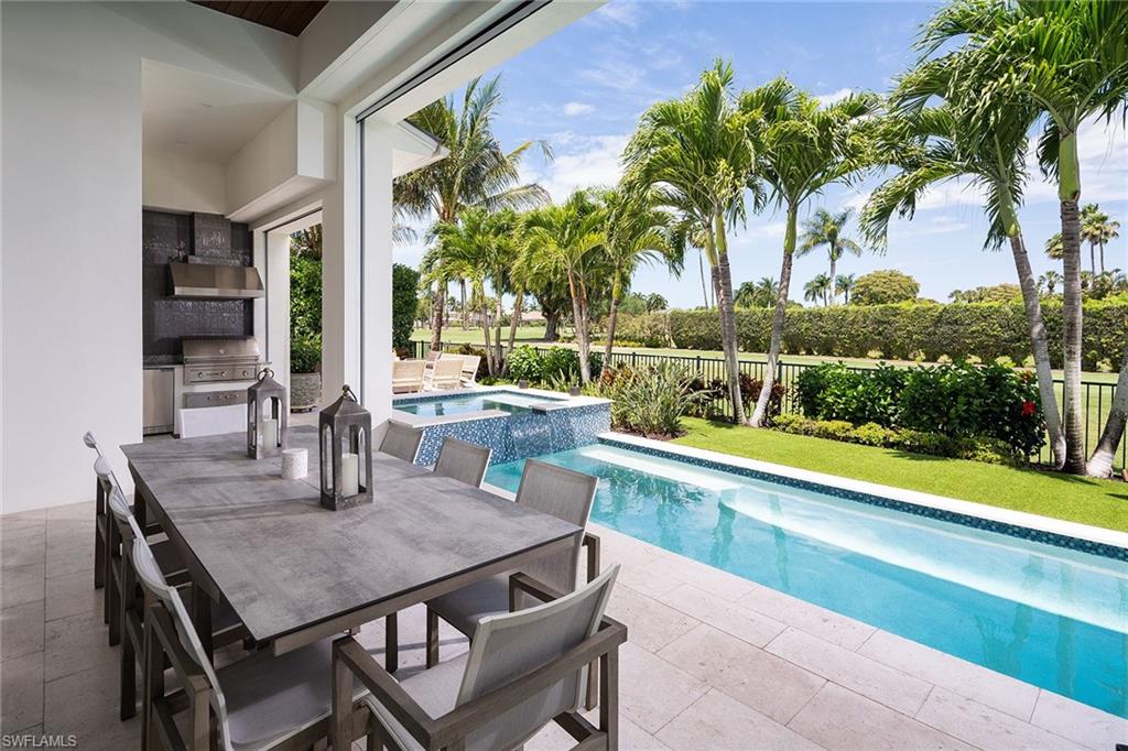 MOORINGS - Residential