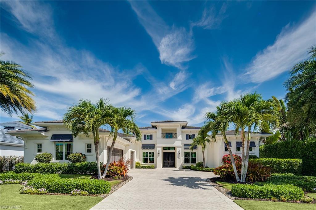 MOORINGS - Residential