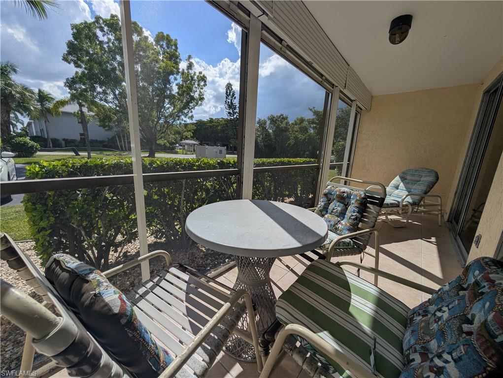 ARBOR LAKES CONDO - Residential