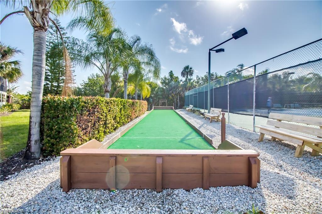 ARBOR LAKES CONDO - Residential