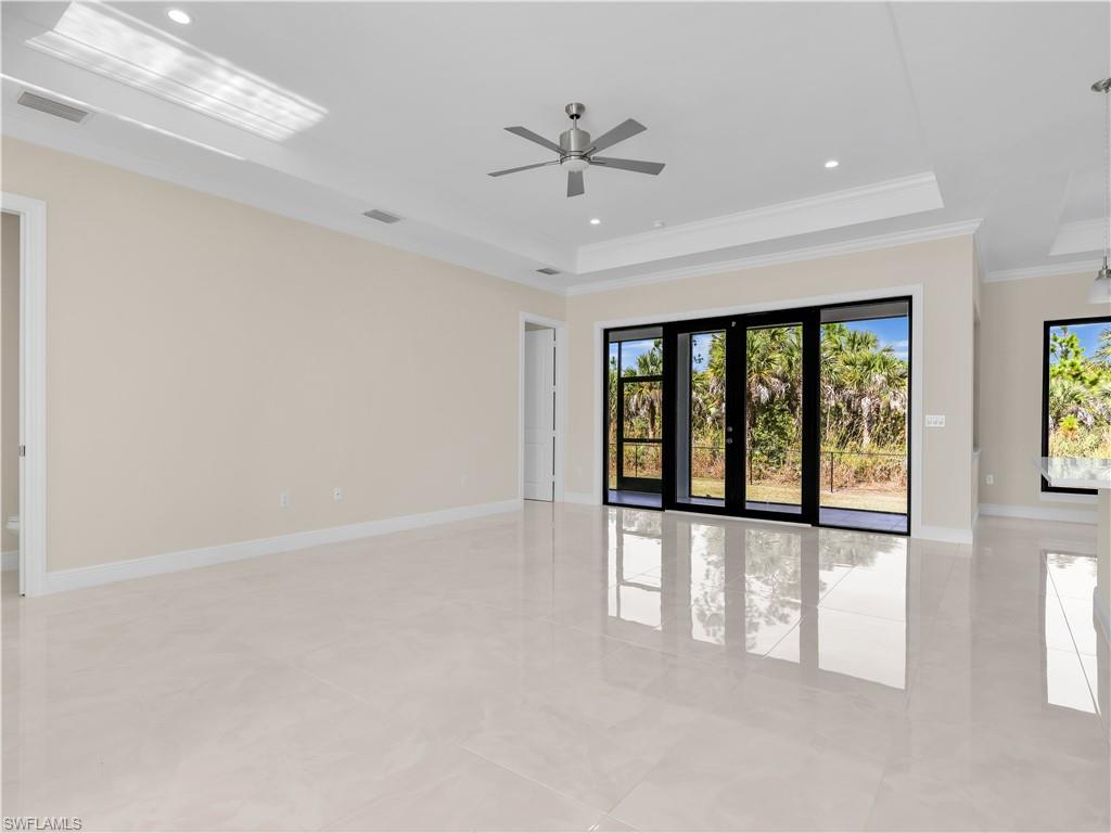 GOLDEN GATE ESTATES - Residential