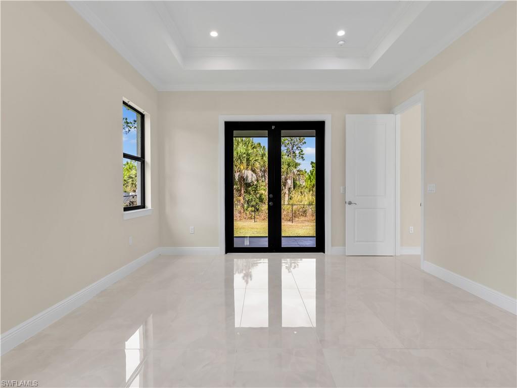 GOLDEN GATE ESTATES - Residential