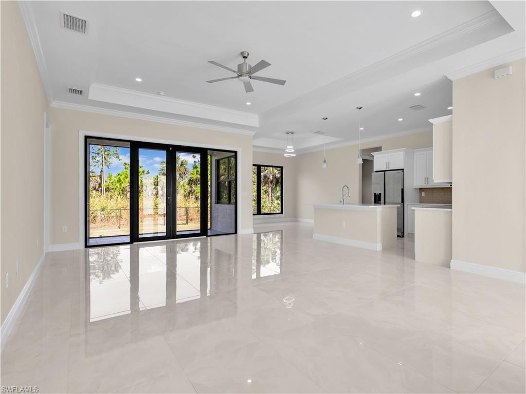 GOLDEN GATE ESTATES - Residential