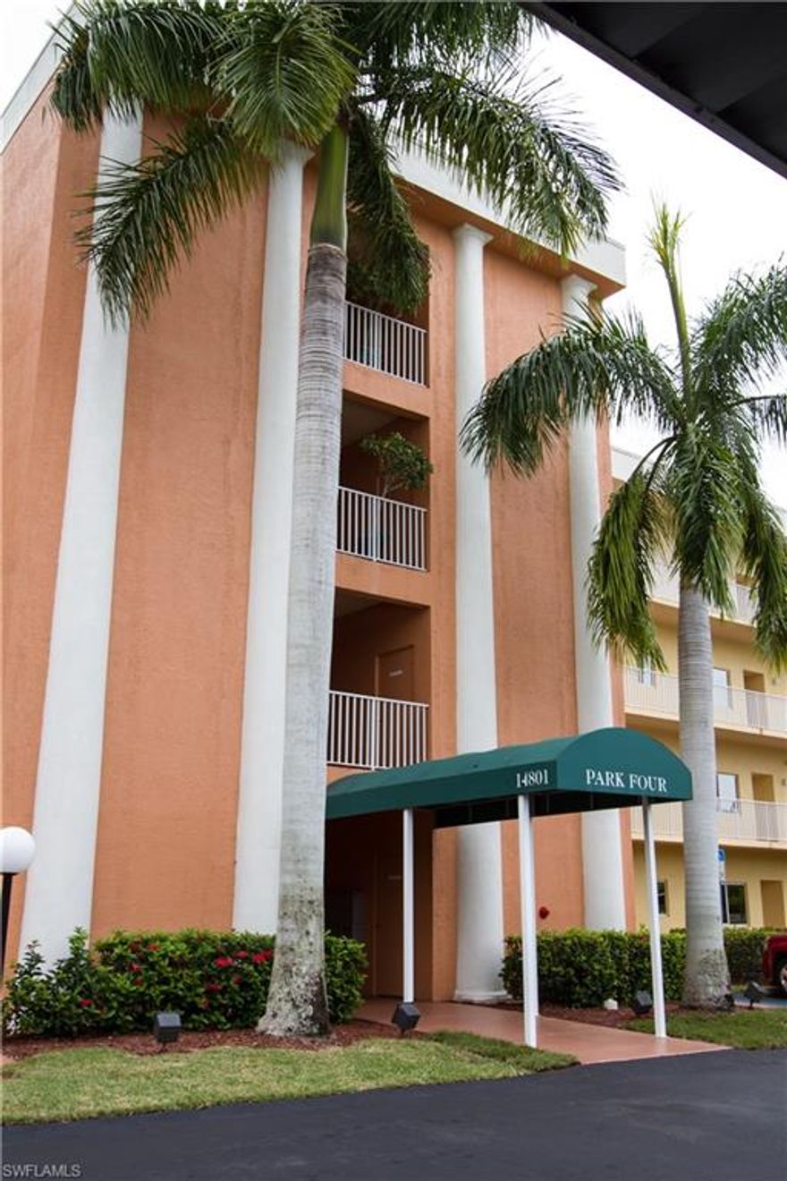 Ground Floor and end unit! Largest unit available in The Park at Lakewood.  This two bedroom, two bath,  home has two eating areas, a large living area that opens to the huge covered lanai, spacious kitchen, private guest room with separate bath, large master bedroom and den which could be used as a third bedroom.  The covered lanai offers a great extension of outdoor living and overlooks the nature paths.  The Park at Lakewood is conveniently located near Lakes Park, shopping and is an easy drive to the beach. The amenities within the community are well maintained and conveniently located.  They include the swimming pool, boardwalk, clubhouse, tennis courts and exercise room.  Call today to make your appointment to view this very desirable home!