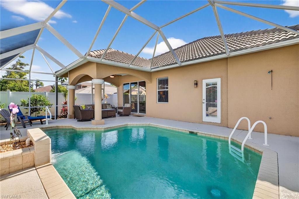 NAPLES PARK - Residential