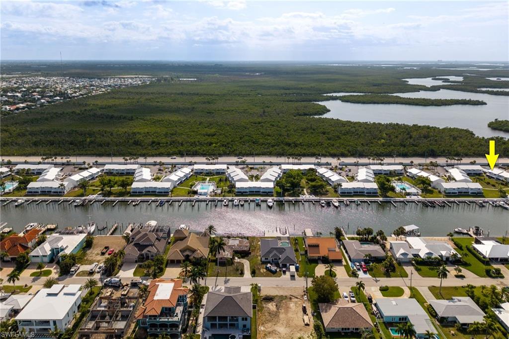 BOARDWALK CAPER - Residential