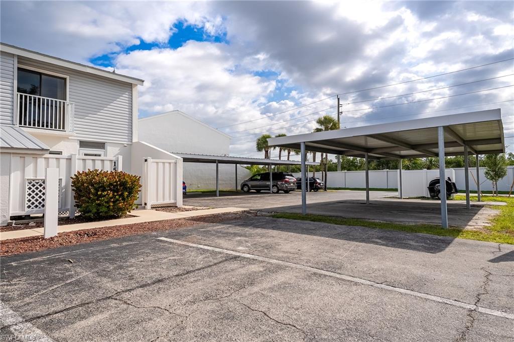 BOARDWALK CAPER - Residential