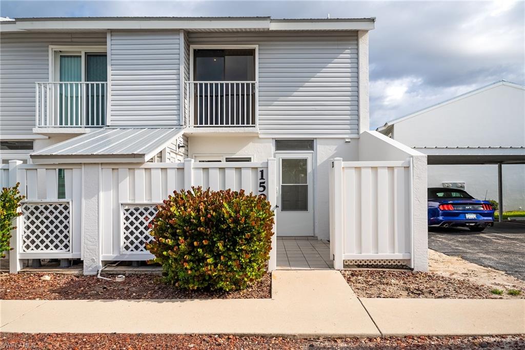 BOARDWALK CAPER - Residential