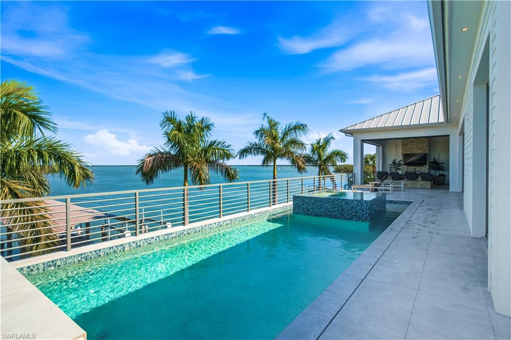 FAIRVIEW ISLES - Residential