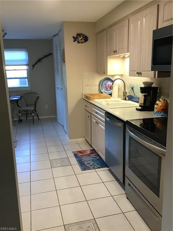 COCONUT RIVER - Residential