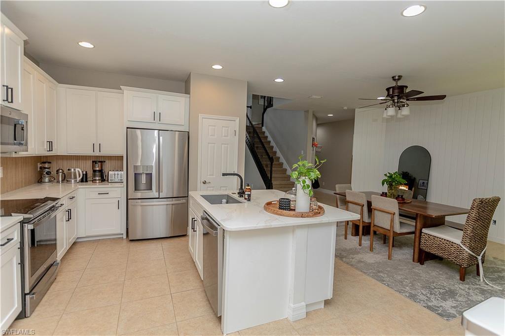 SANDOVAL - Residential