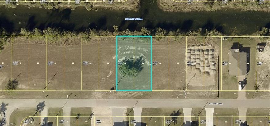 A VACANT LOT IN CAPE CORAL IN LEE COUNTY!!!