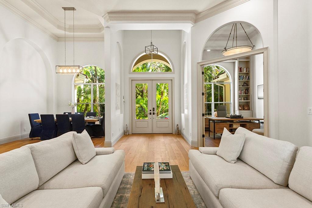 GOLDEN GATE ESTATES - Residential