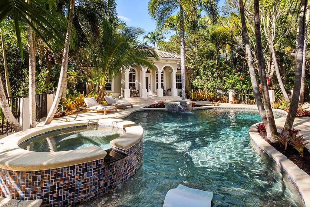 GOLDEN GATE ESTATES - Residential