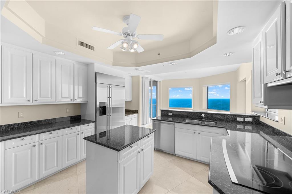 REMINGTON AT BAY COLONY - Residential