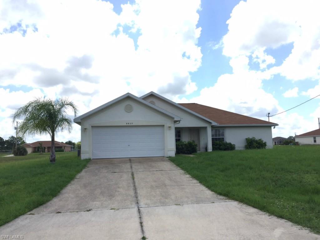 CAPE CORAL - Residential