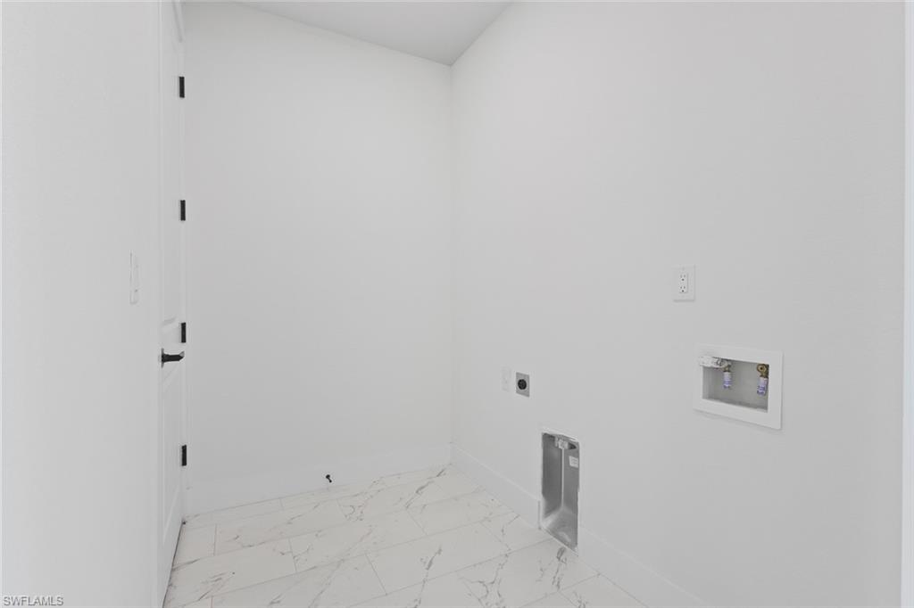 CAPE CORAL - Residential Lease