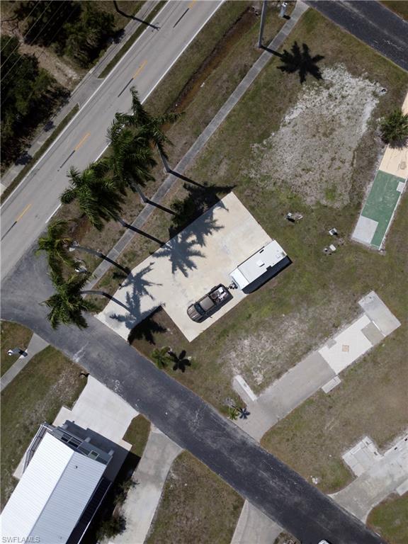 PLANTATION ESTATES MOBILE HOME - Land