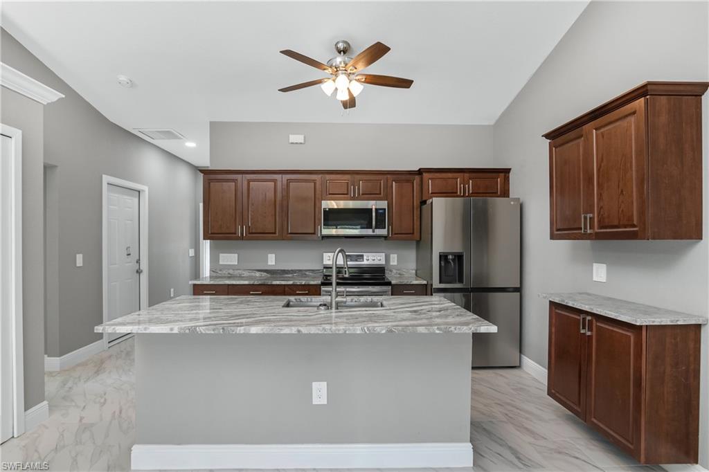 113-115 Gilbert AVE S