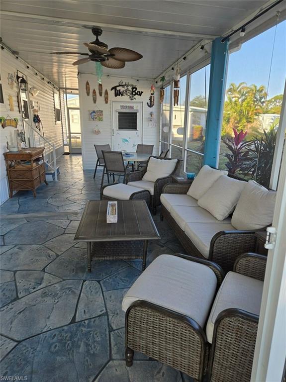 THUNDERBIRD MOBILE HOMES - Residential Lease