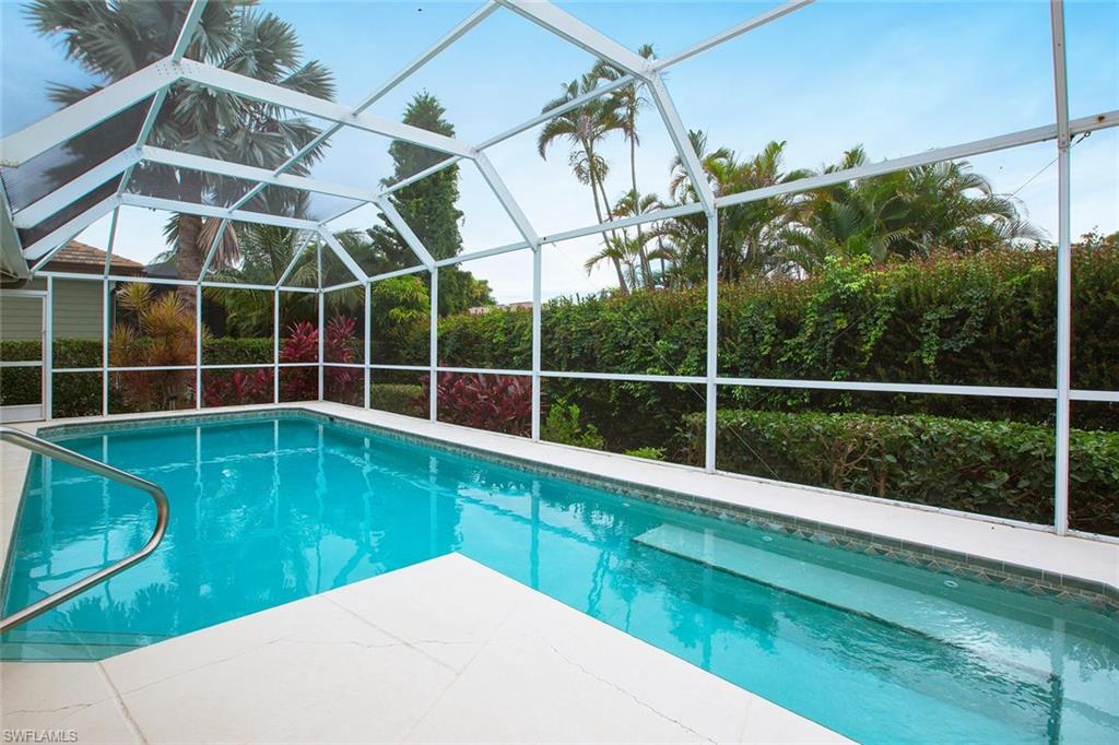 MARCO BEACH - Residential