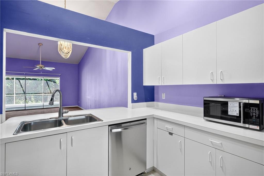 SHADOWOOD VILLAS - Residential