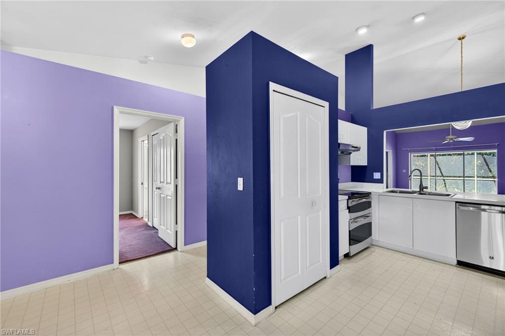 SHADOWOOD VILLAS - Residential