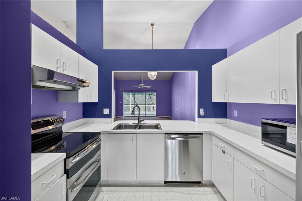 SHADOWOOD VILLAS - Residential