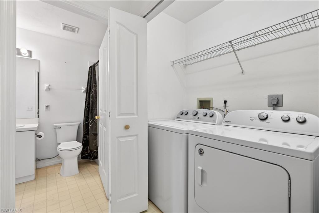 SHADOWOOD VILLAS - Residential